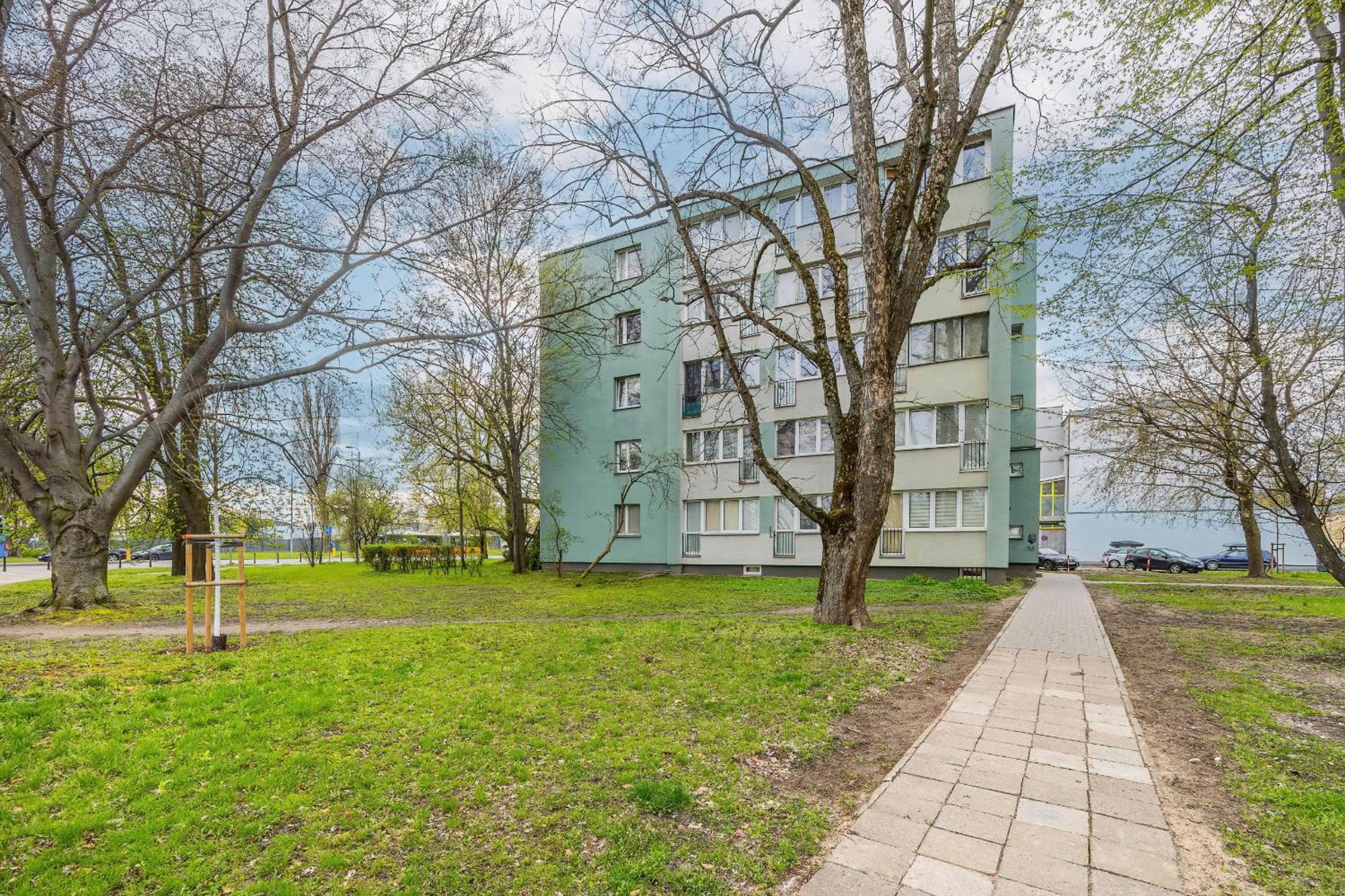 Modern Black & Wooden Apartment Warsaw Near The Airport By Noclegi Renters Exterior foto